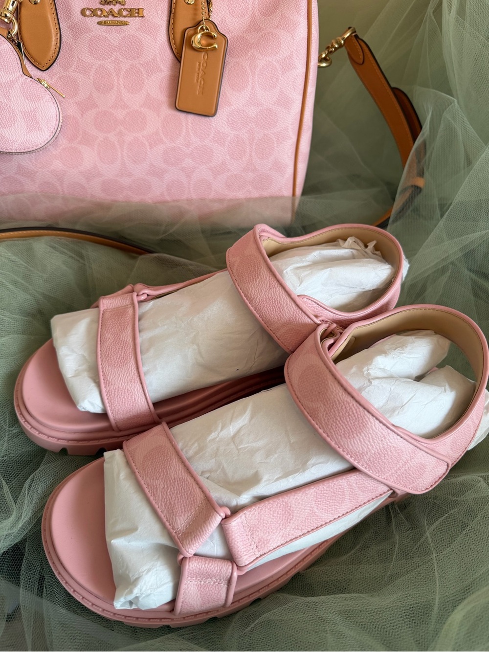 NEW Coach Sport Sandals/Power Pink Signature Canvas Assorted CBB91 size 10